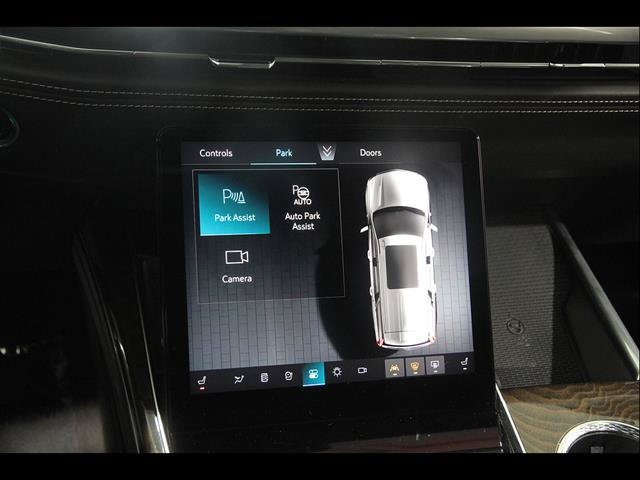 Used 2025 Cadillac Escalade Sport Platinum w/ LPO, Floor Liner Package AWD/4WD image 20