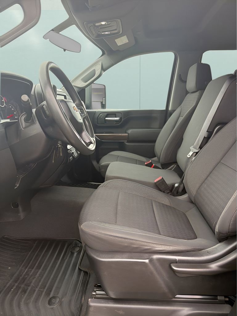 Used 2022 Chevrolet Silverado 3500 LT AWD/4WD image 12