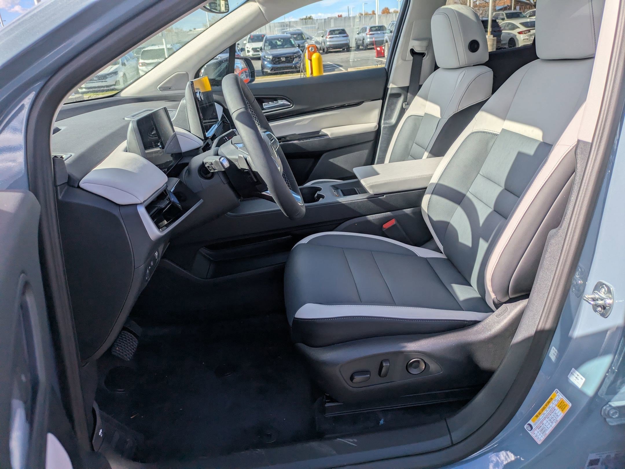 New 2025 Honda Prologue Touring image 16