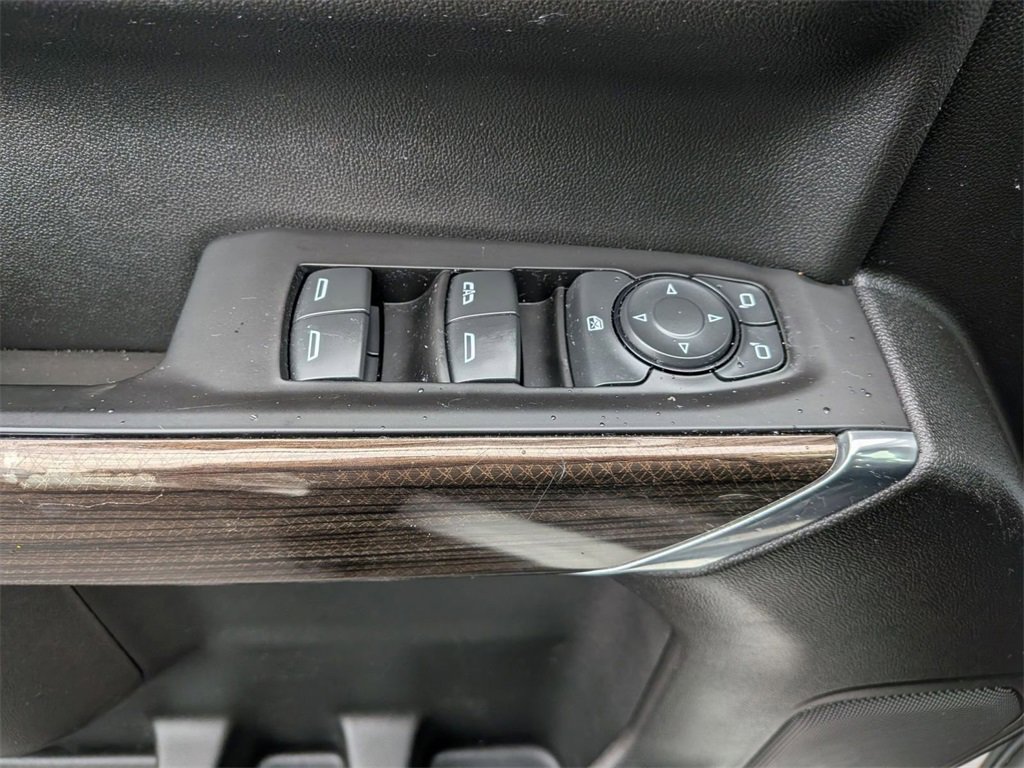 Used 2021 Chevrolet Silverado 1500 LT image 22