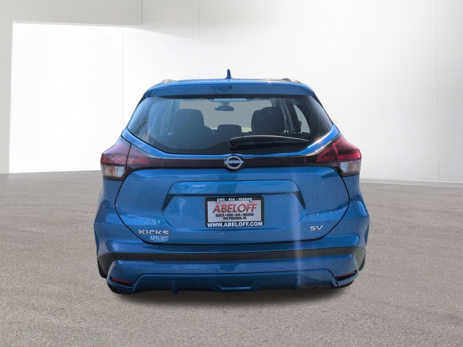 Used 2023 Nissan Kicks SV FWD image 6