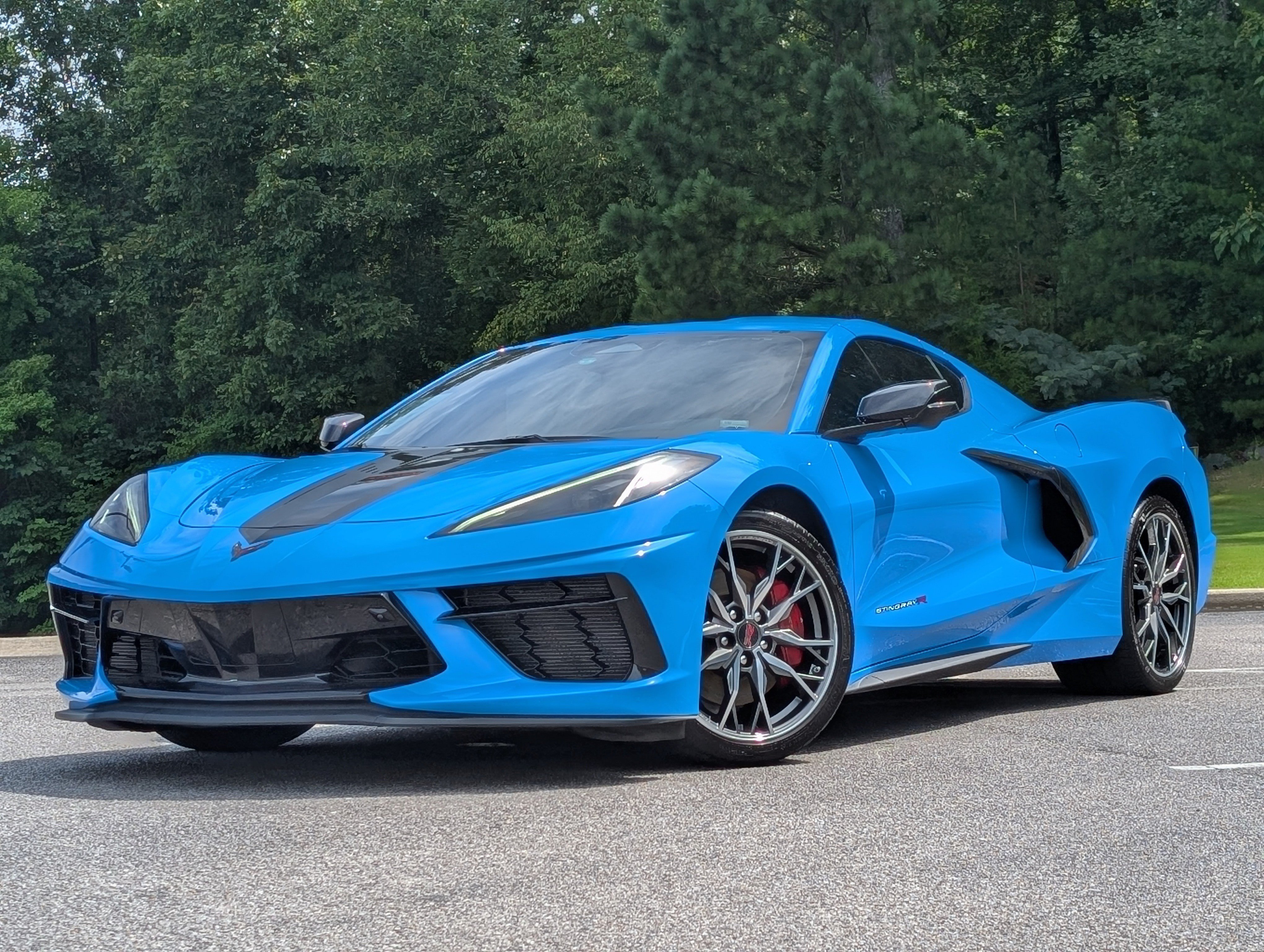 Used 2024 Chevrolet Corvette Stingray Premium Cpe w/ Z51 Performance Package RWD image 4