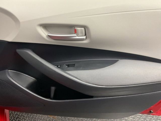 Used 2021 Toyota Corolla LE w/ Carpet Mat Package (TMS) image 23