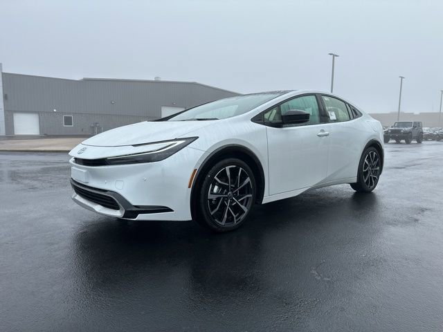 New 2026 Toyota Prius Plug-In Hybrid image 3