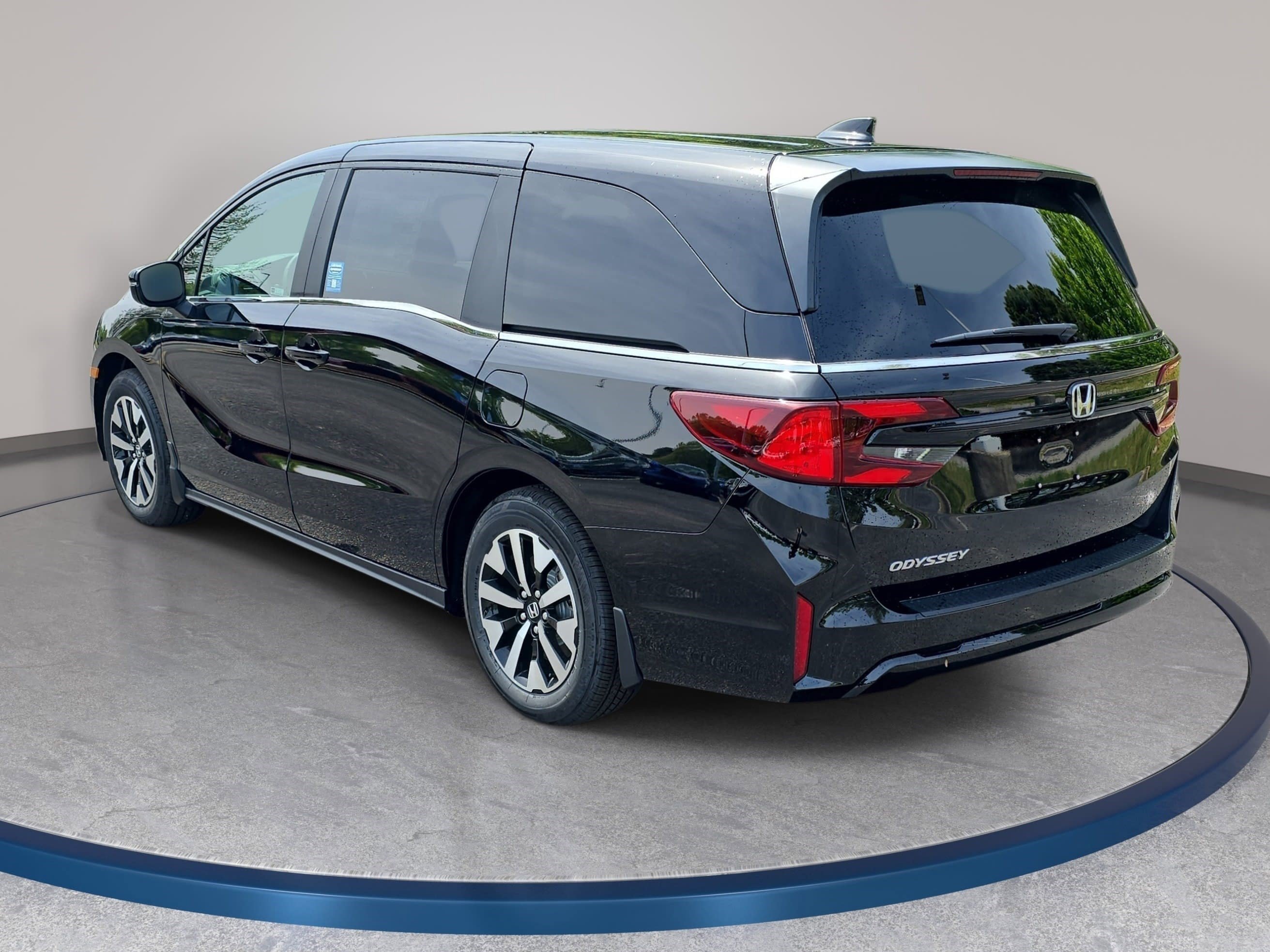 New 2026 Honda Odyssey EX-L image 7