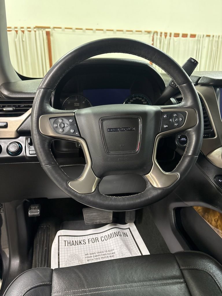 Used 2017 GMC Yukon Denali w/ Open Road Package AWD/4WD image 11