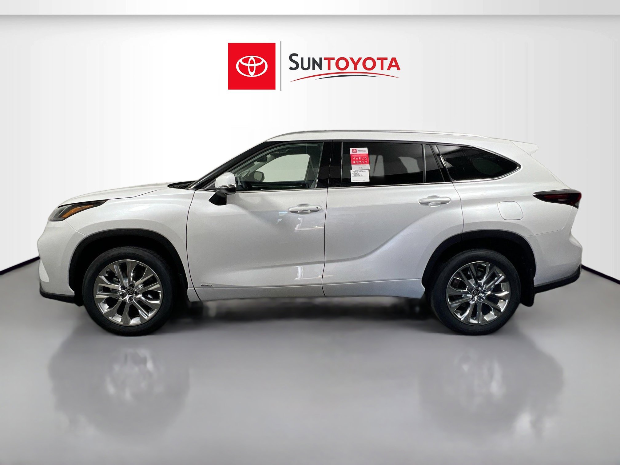New 2026 Toyota Highlander Limited AWD/4WD image 7
