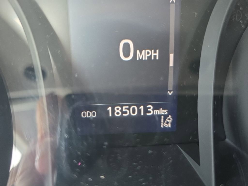 Used 2018 Toyota Camry SE FWD image 24