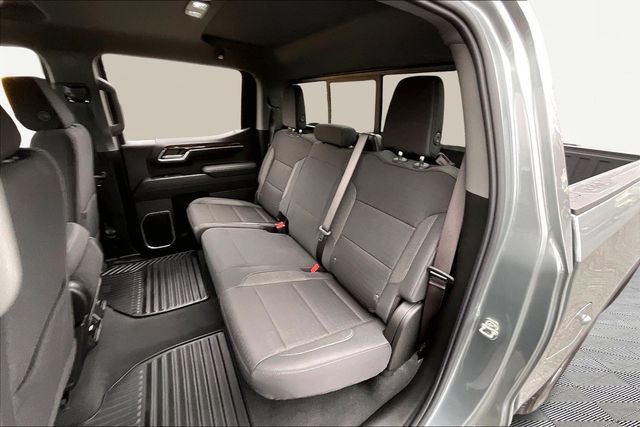Used 2026 GMC Sierra 1500 SLE w/ Preferred Package image 16