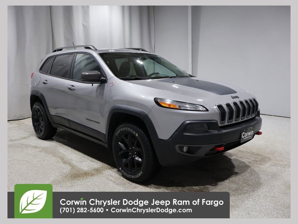 Used 2015 Jeep Cherokee Trailhawk w/ Comfort/Convenience Group image 1