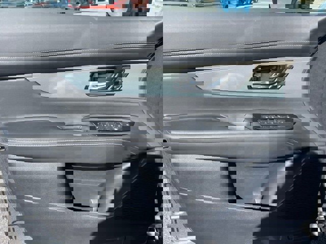 New 2025 Nissan Murano SL image 11