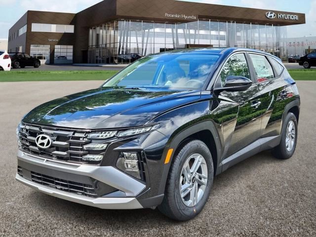 Certified 2026 Hyundai Tucson SE image 1