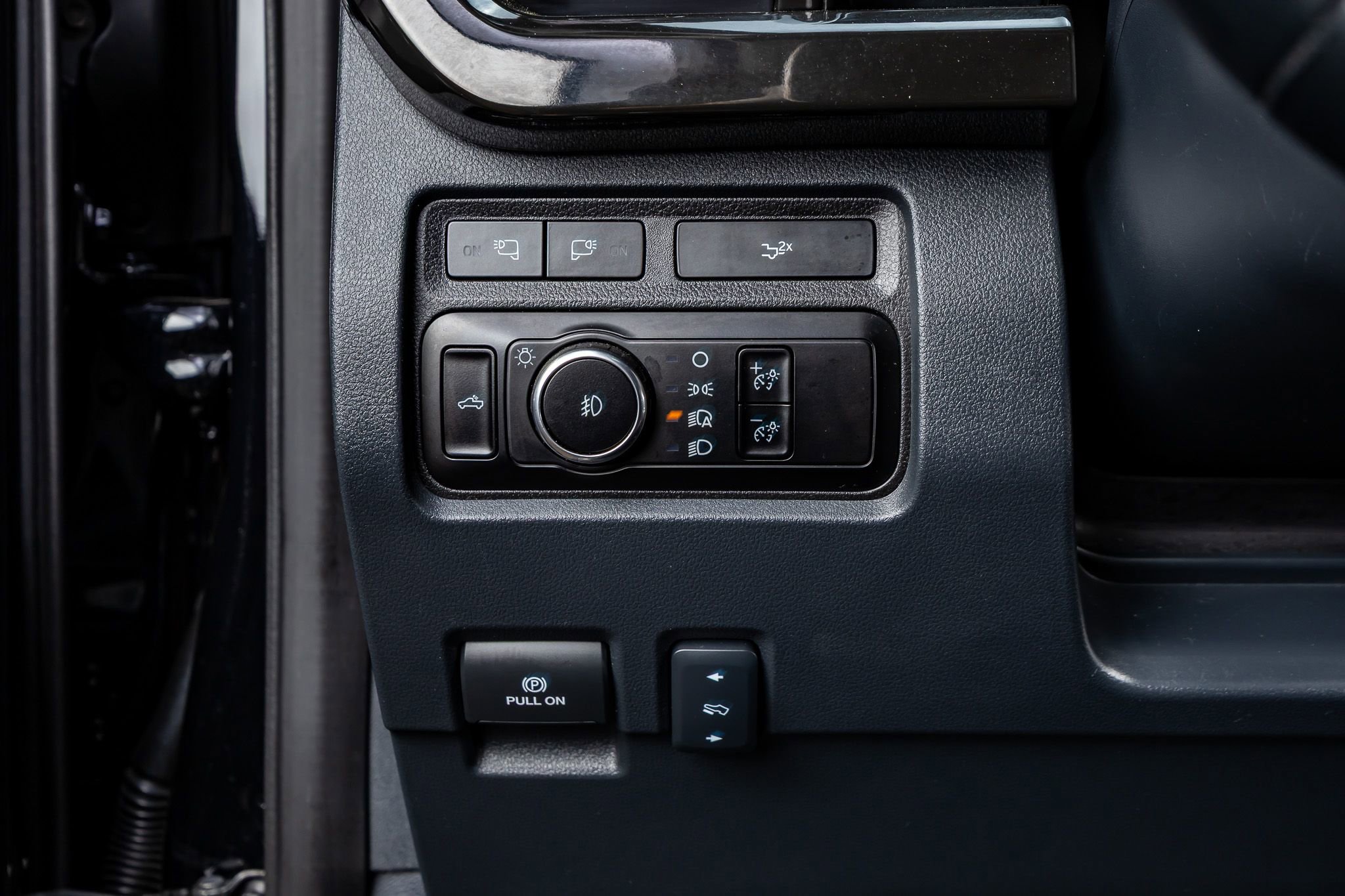 Used 2023 Ford F250 Lariat w/ Lariat Ultimate Package image 21