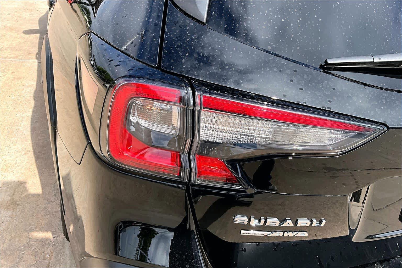 Used 2024 Subaru Outback Premium AWD/4WD image 27