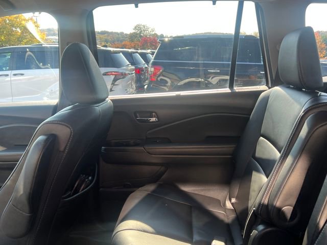 Used 2022 Honda Pilot Touring image 25