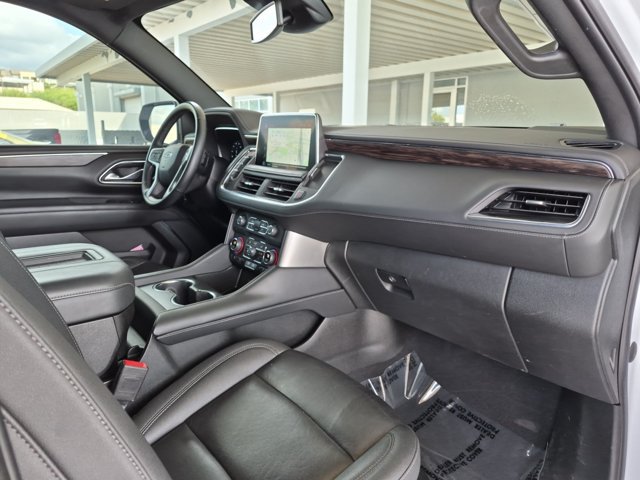 Used 2023 Chevrolet Tahoe Z71 w/ Luxury Package AWD/4WD image 28