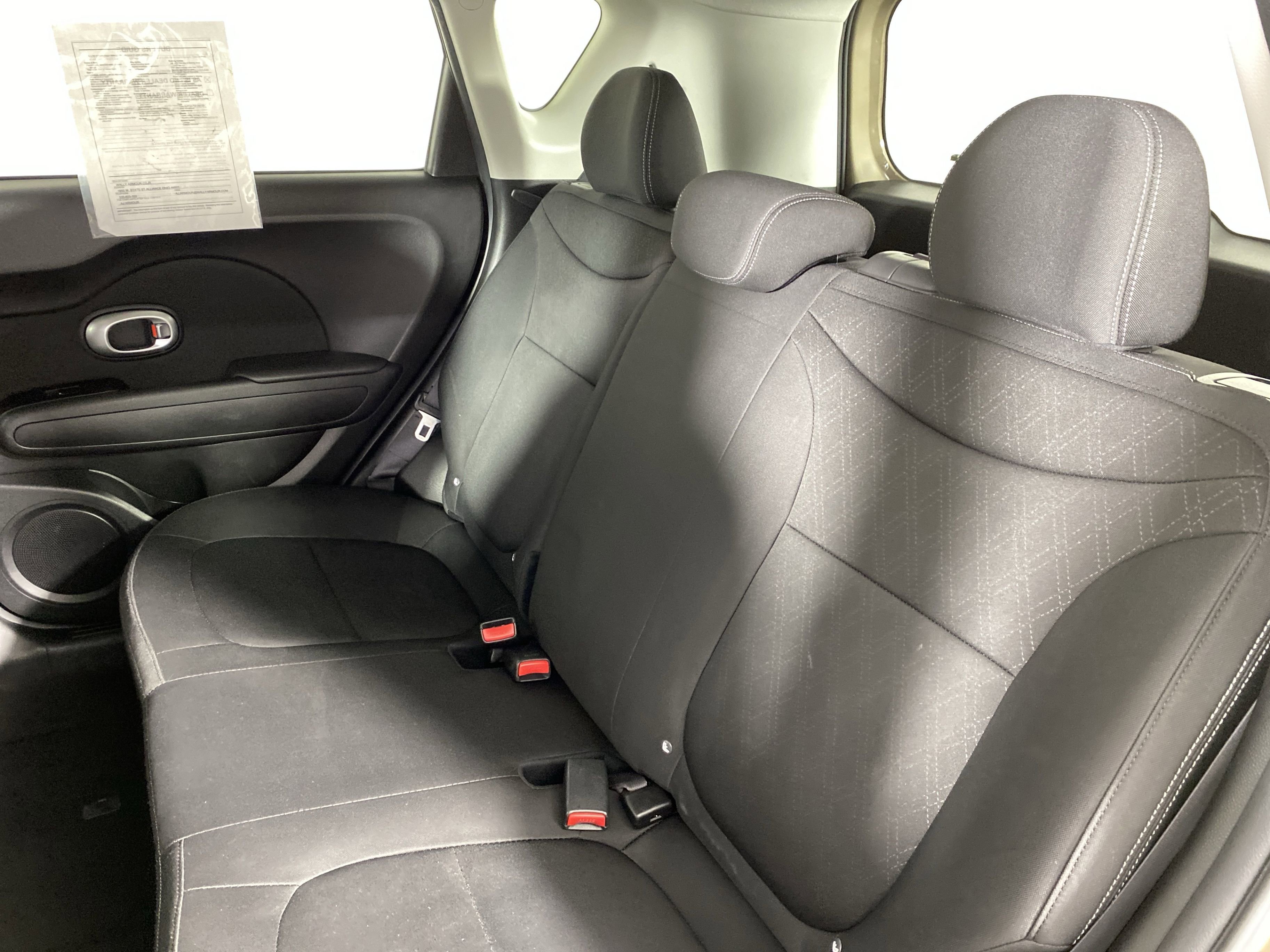 Used 2015 Kia Soul FWD image 26