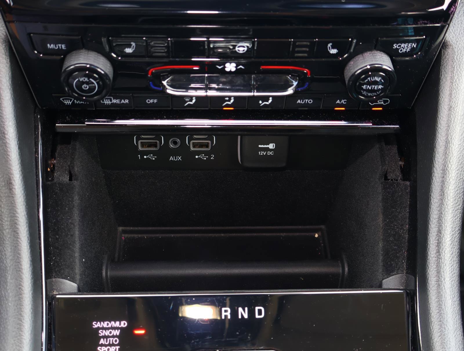 Used 2021 Jeep Grand Cherokee L Limited image 26