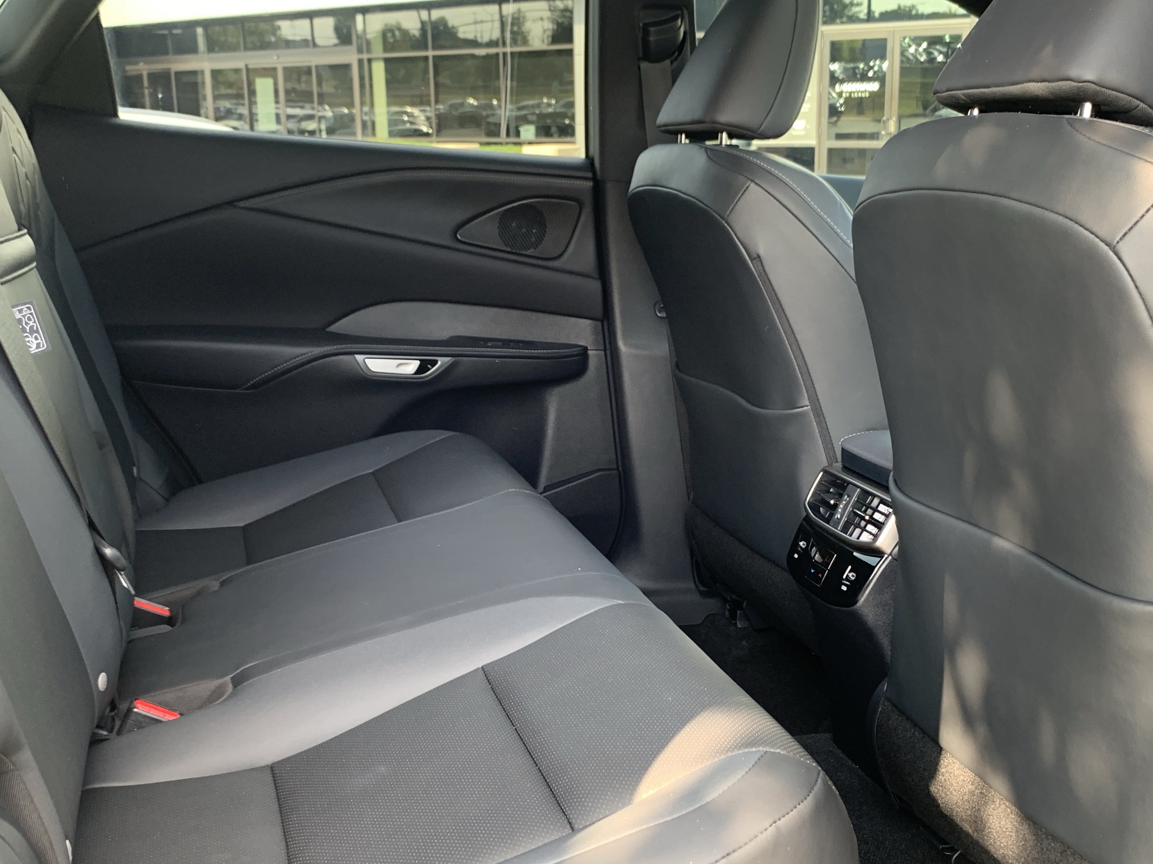 Certified 2024 Lexus RX 350 Premium w/ Cold Area Package FWD image 33