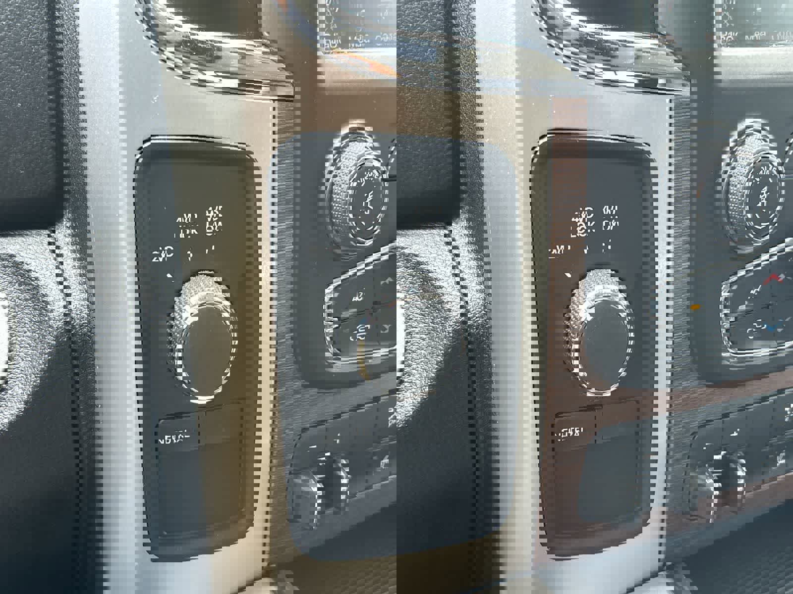 Used 2015 RAM 2500 Laramie w/ Protection Group image 22