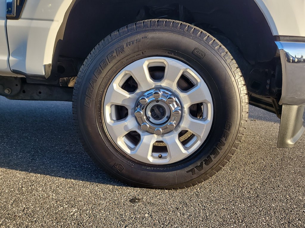Used 2024 Ford F250 XLT AWD/4WD image 6