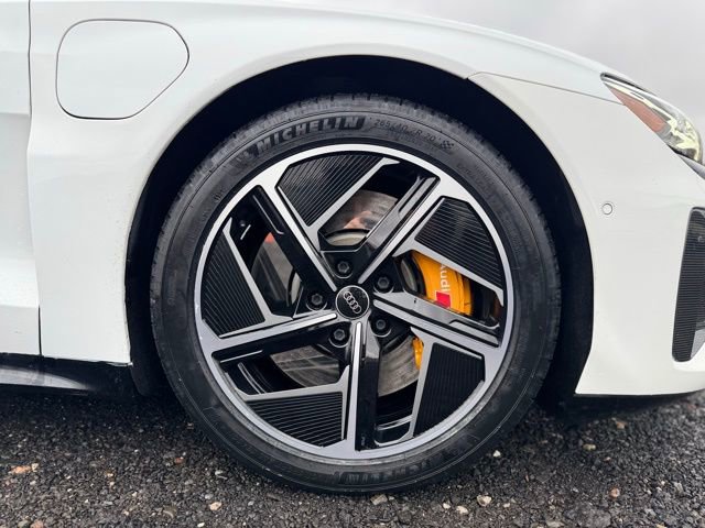 Used 2023 Audi RS e-tron GT w/ Carbon Performance Package image 9