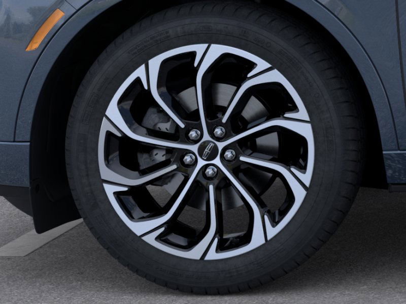 New 2026 Lincoln Nautilus Reserve image 19