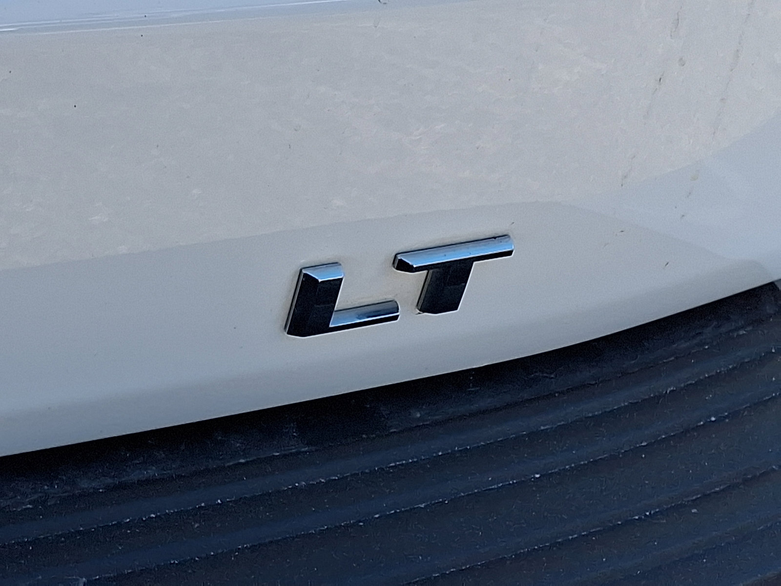 Certified 2023 Chevrolet Suburban LT image 32