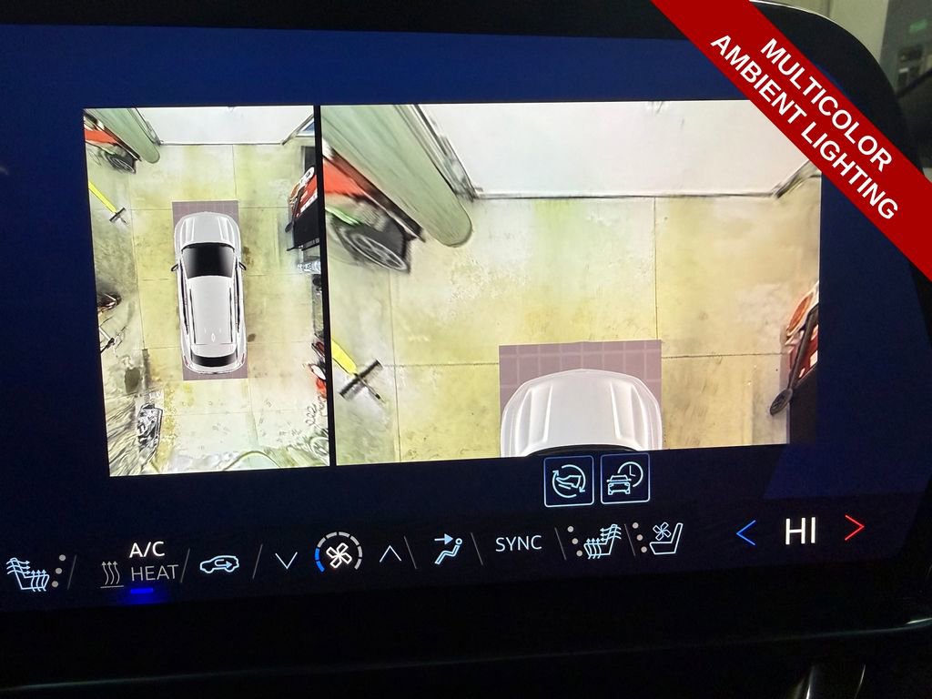 Used 2024 Chevrolet Equinox EV LT image 30