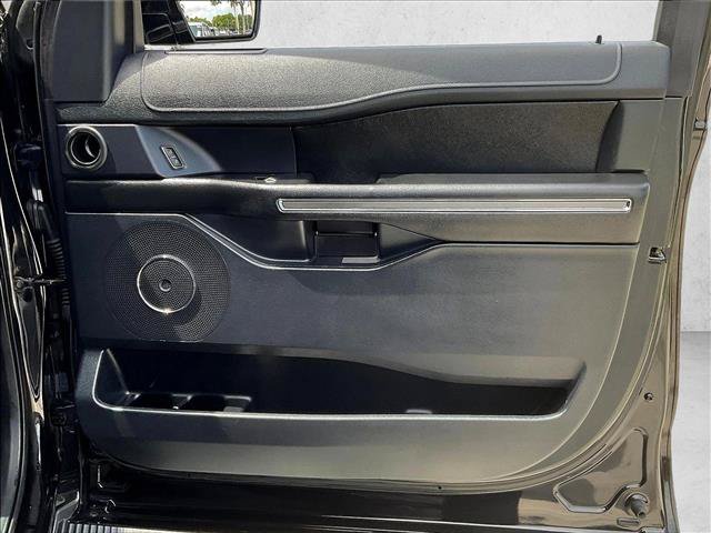 Used 2019 Ford Expedition Max XLT RWD image 15