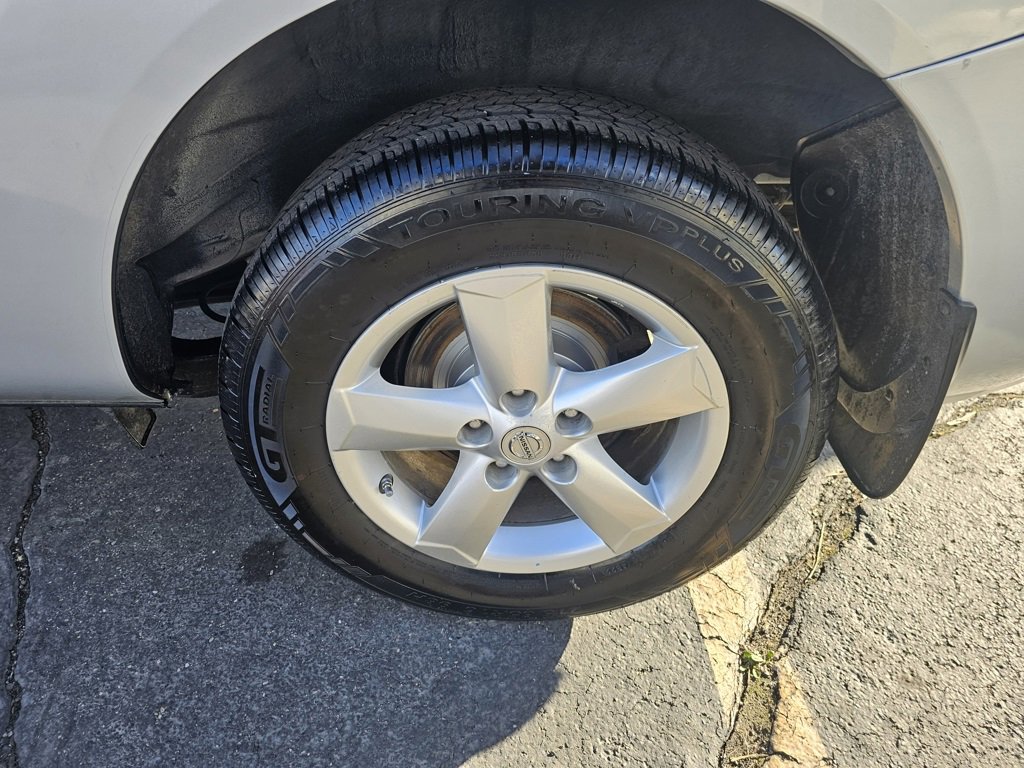 Used 2013 Nissan Rogue S w/ Special Edition Pkg image 25