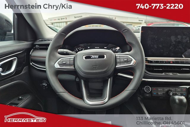 Used 2022 Jeep Compass Trailhawk image 8