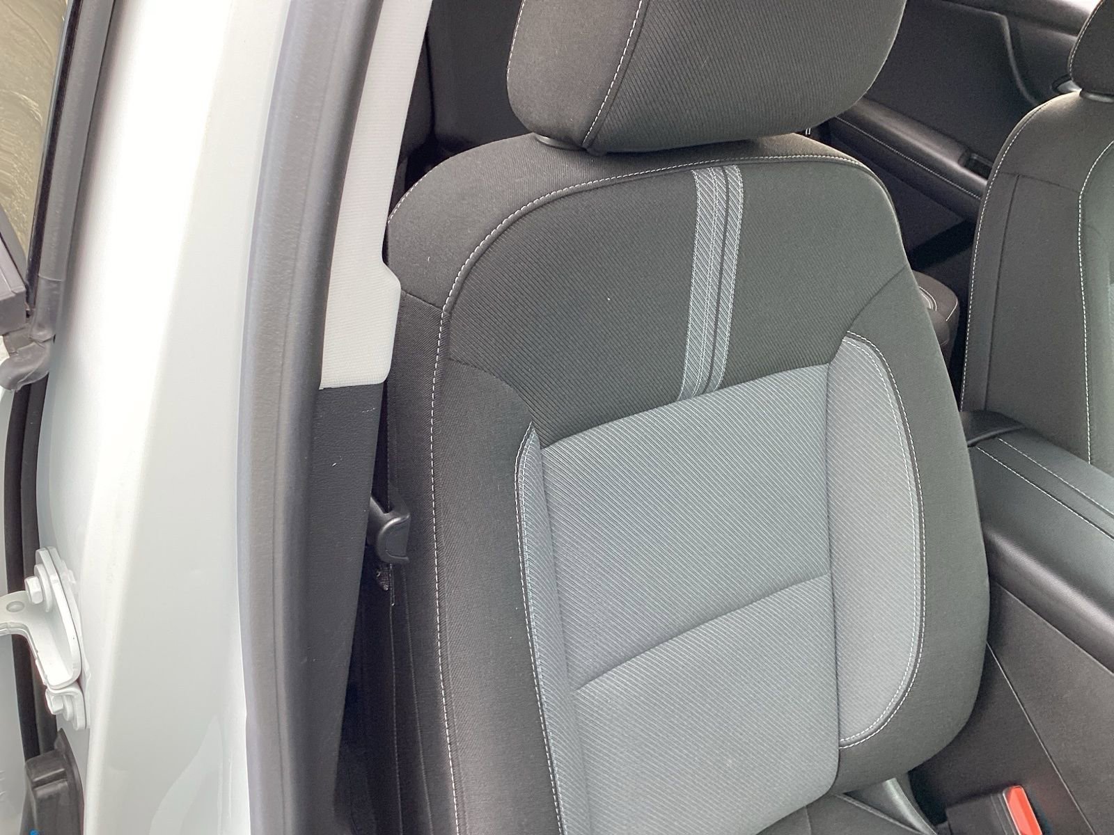 Used 2024 Chevrolet Blazer LT w/ Convenience Package image 17