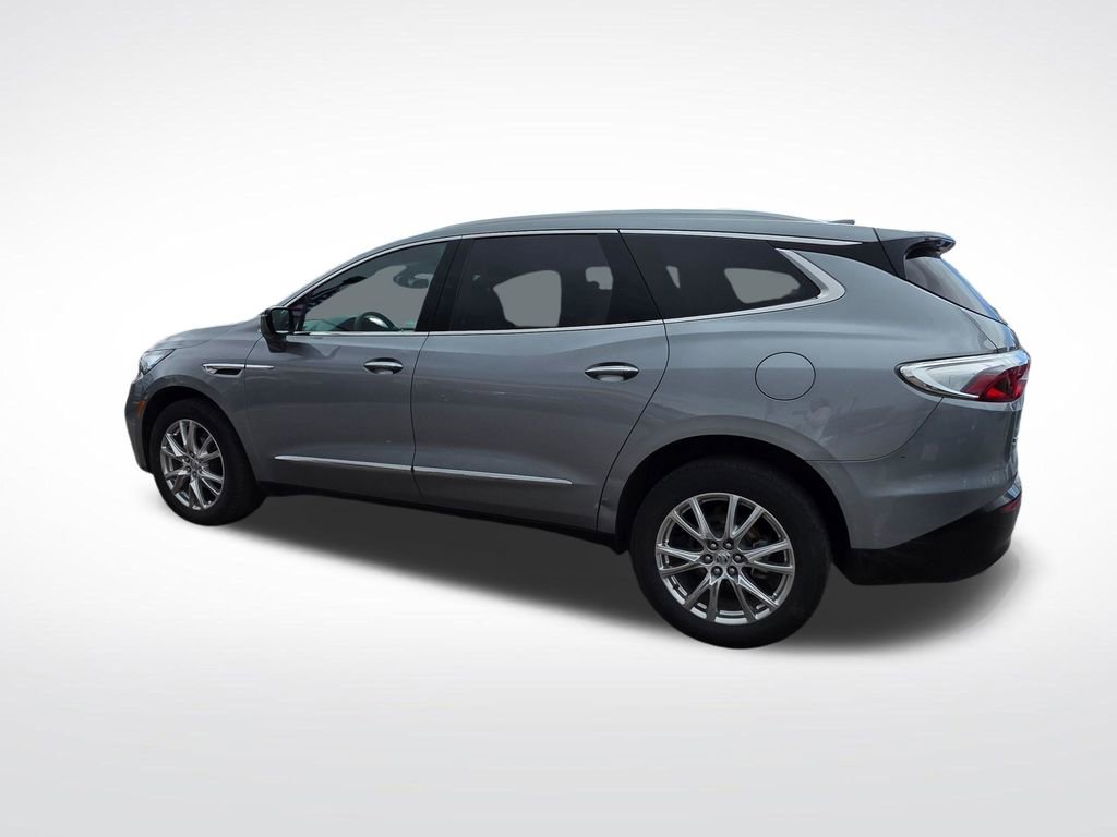 Used 2023 Buick Enclave Essence w/ Experience Buick Package image 8