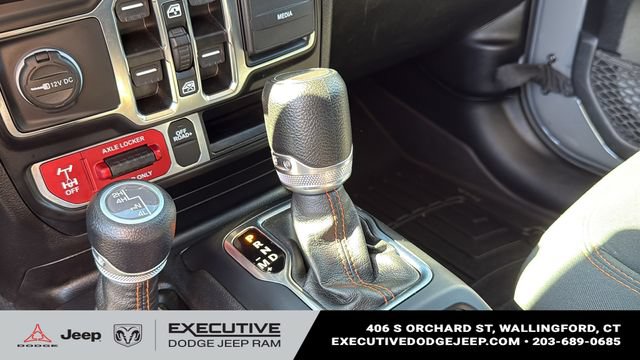 Used 2022 Jeep Gladiator Mojave w/ LED Lighting Group AWD/4WD image 17