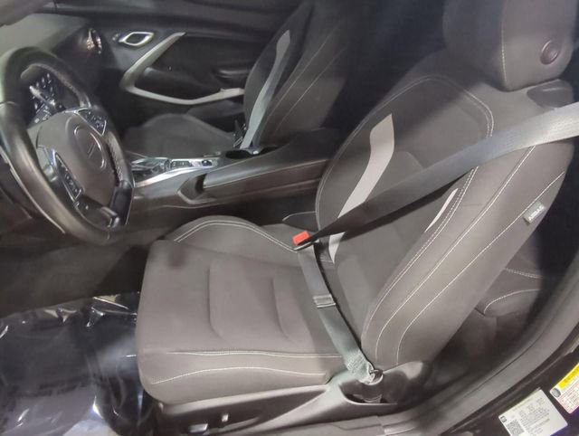 Used 2024 Chevrolet Camaro LT image 17