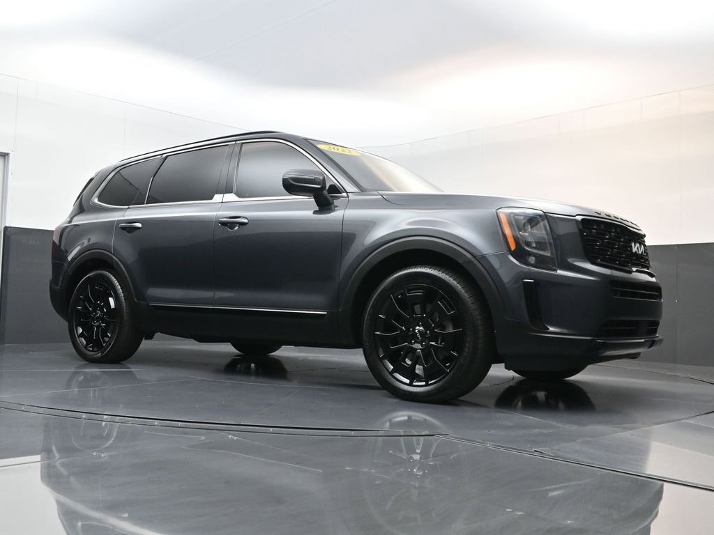 Used 2022 Kia Telluride EX w/ EX Premium Package image 14