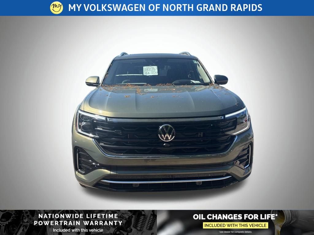 New 2026 Volkswagen Atlas SEL Premium R-Line AWD/4WD image 2