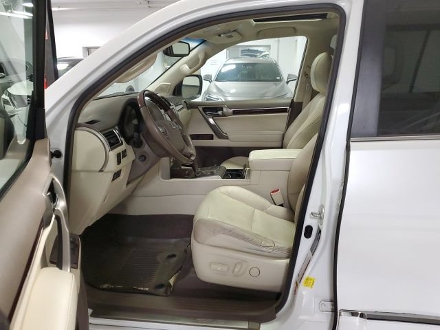 Used 2018 Lexus GX 460 Premium w/ Premium Package AWD/4WD image 13