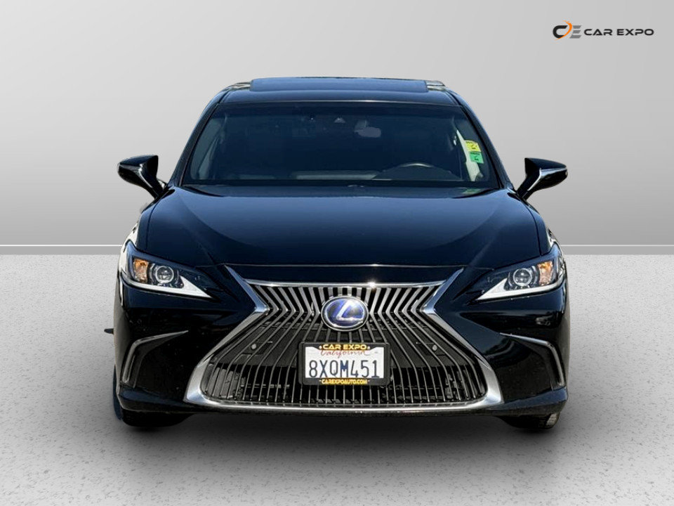 Used 2021 Lexus ES 300h w/ Premium Package image 3