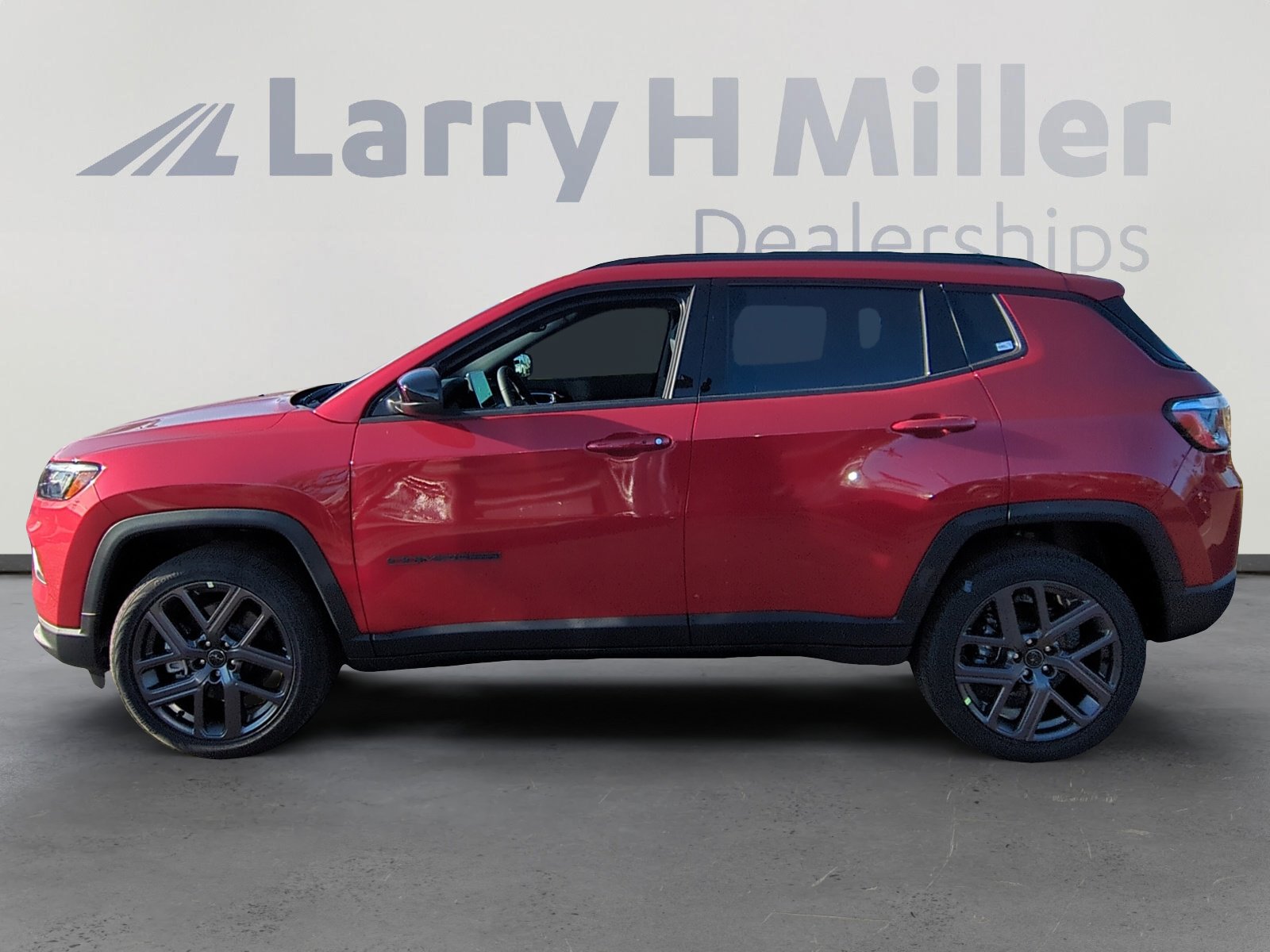 New 2026 Jeep Compass Latitude image 2