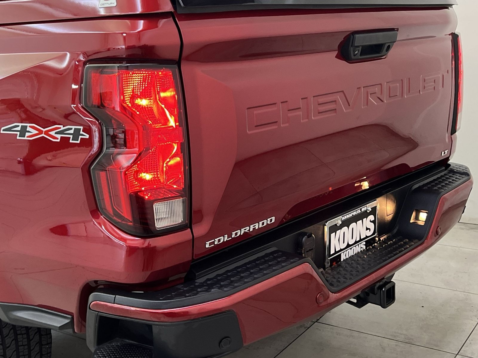 Used 2024 Chevrolet Colorado LT w/ LT Convenience Package II AWD/4WD image 29