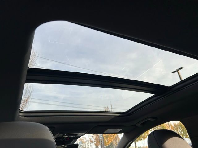 New 2026 Chevrolet Equinox EV LT w/ Convenience Package II image 16