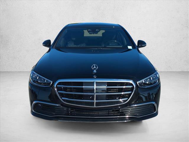 Used 2024 Mercedes-Benz S 580 4MATIC Sedan image 2