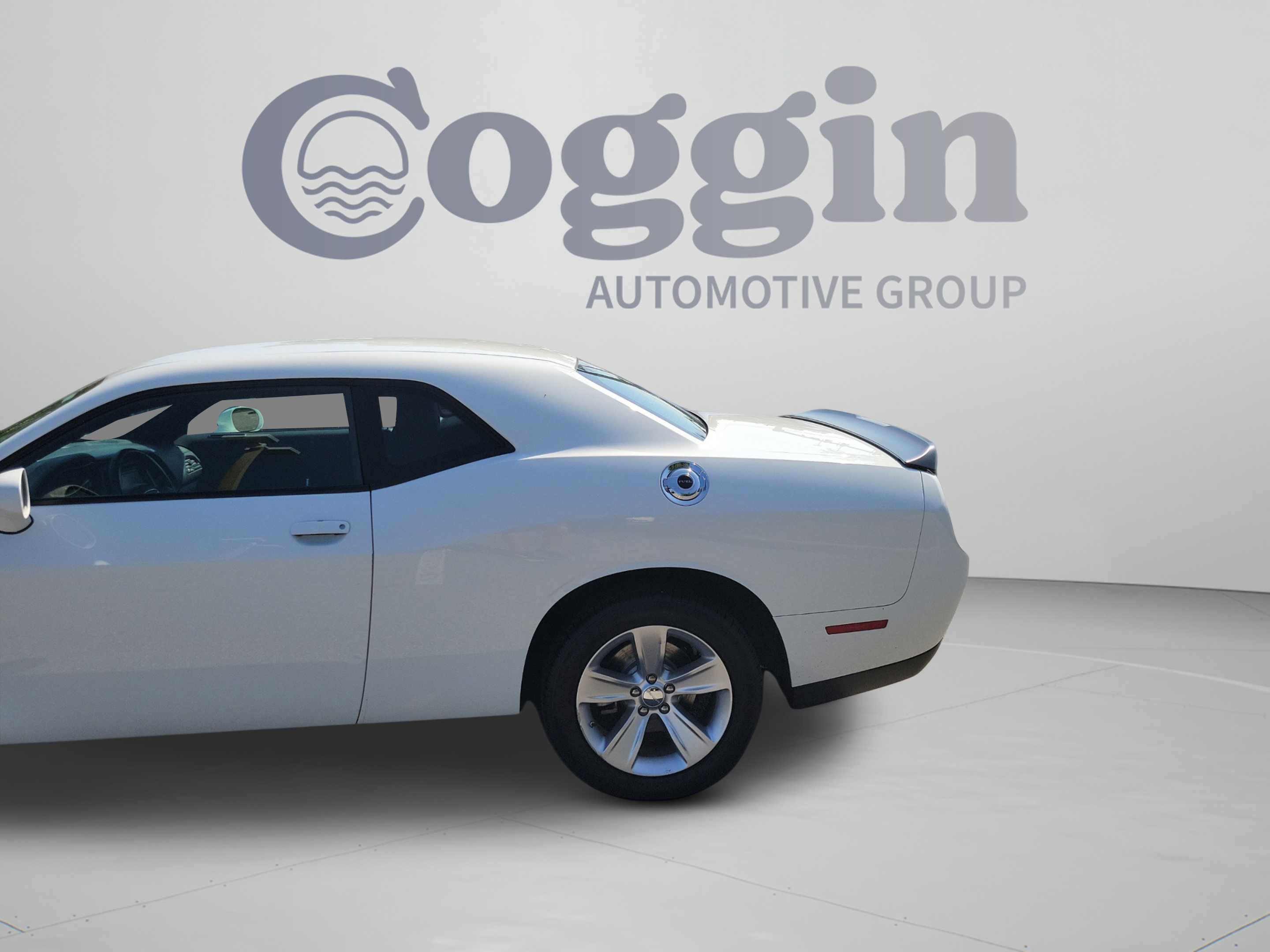 Used 2023 Dodge Challenger SXT RWD image 29