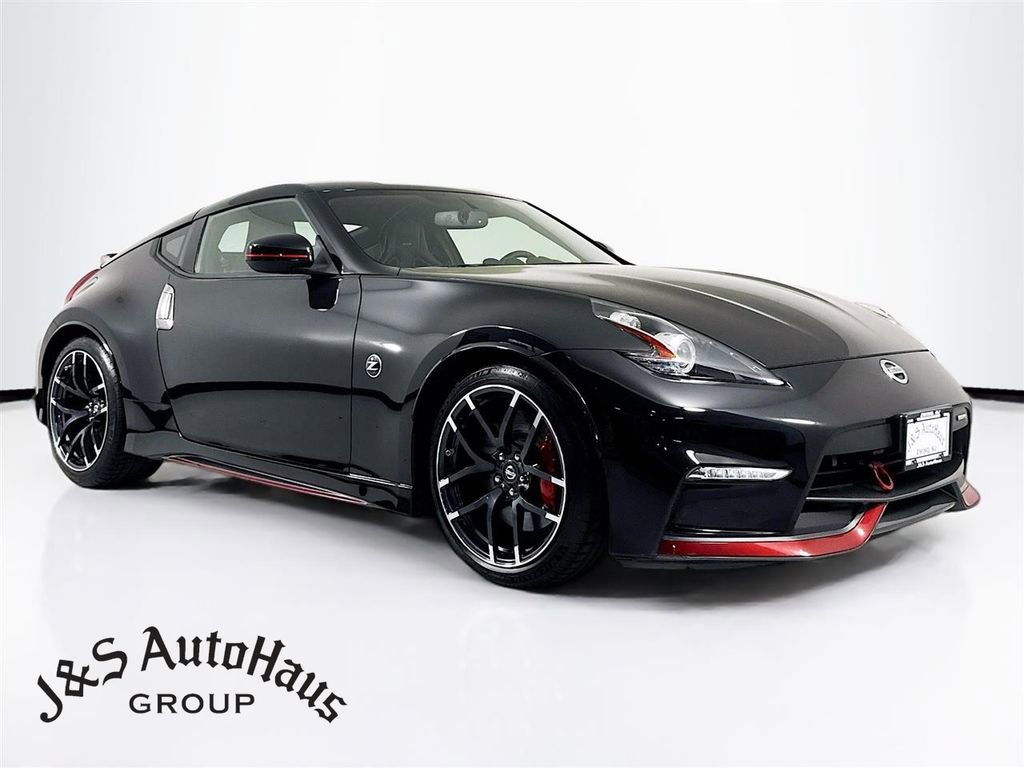 Used 2019 Nissan 370Z NISMO RWD image 1
