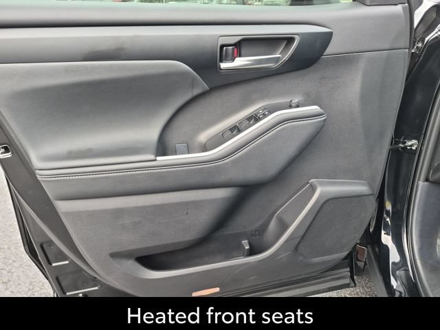 Certified 2025 Toyota Highlander XLE AWD/4WD image 15