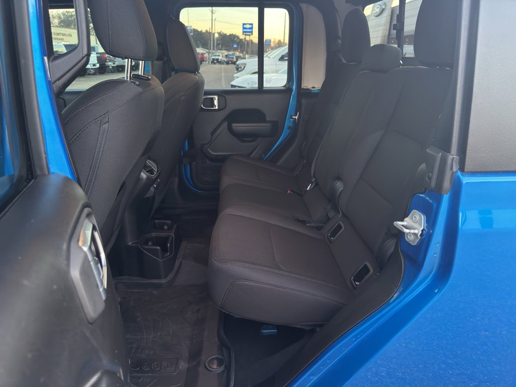 Used 2023 Jeep Gladiator Willys image 29