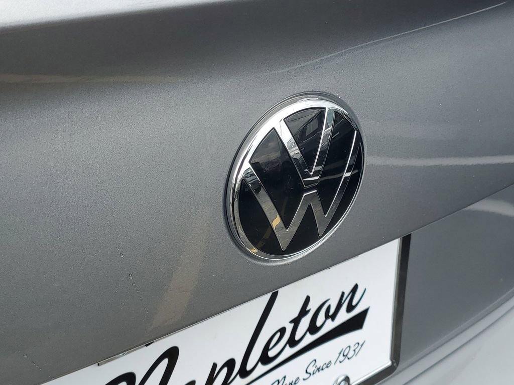 Used 2023 Volkswagen Jetta SE FWD image 7