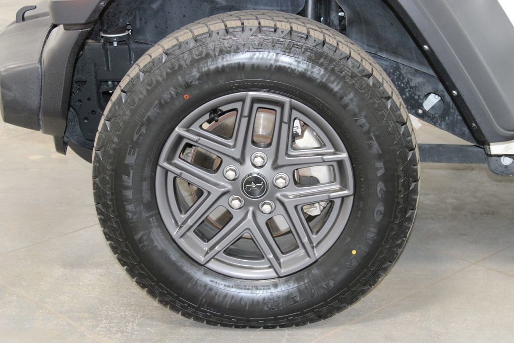 Used 2024 Jeep Wrangler Sport S image 19